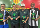 LUIZ ANTÔNIO E DAVI BECKER, AMBOS DO OLARIA, SÃO OS CAMPEÕES ESTADUAIS DE 1 TOQUE LISO, MASTER E SÊNIOR